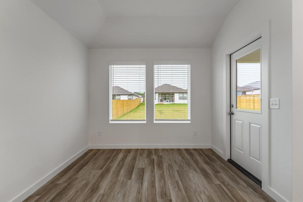 Applewood Estates - Residential Lease