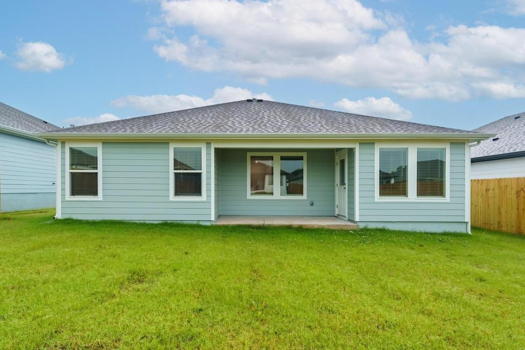 Applewood Estates - Residential Lease