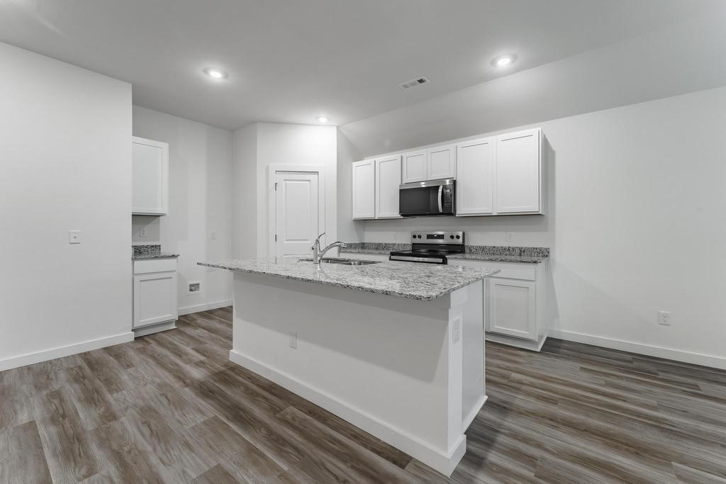 Applewood Estates - Residential Lease