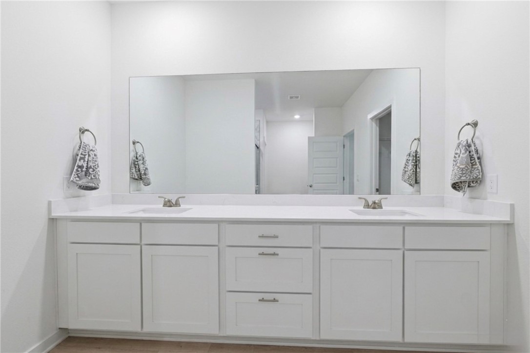 Hylton Place Sub Ph 3 - Residential