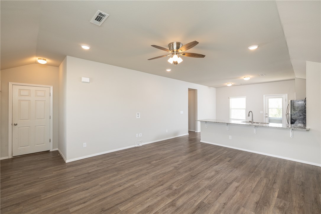 Creekside Meadows - Residential