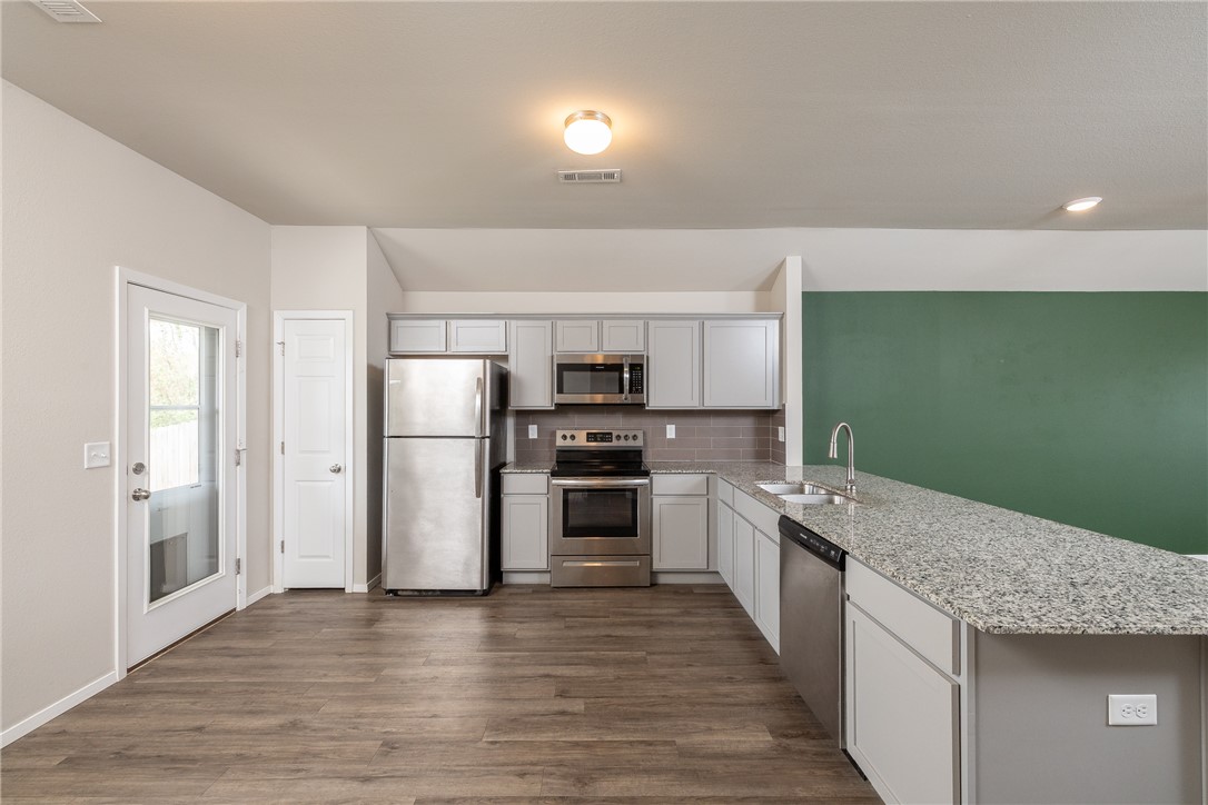 Creekside Meadows - Residential