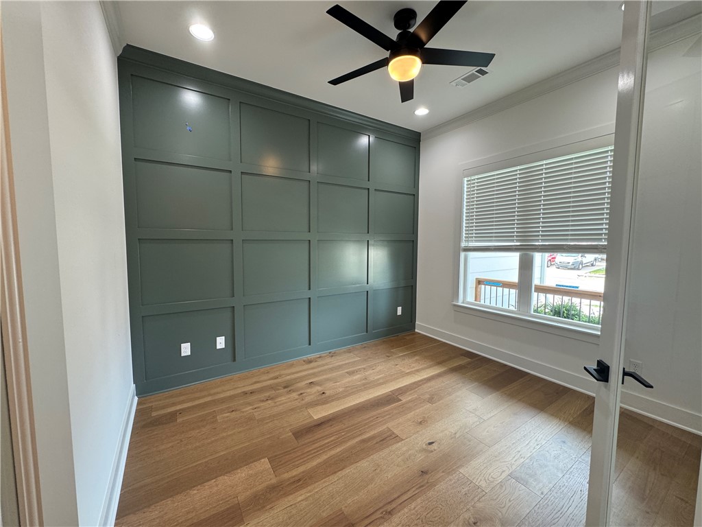 Crescent View - Residential