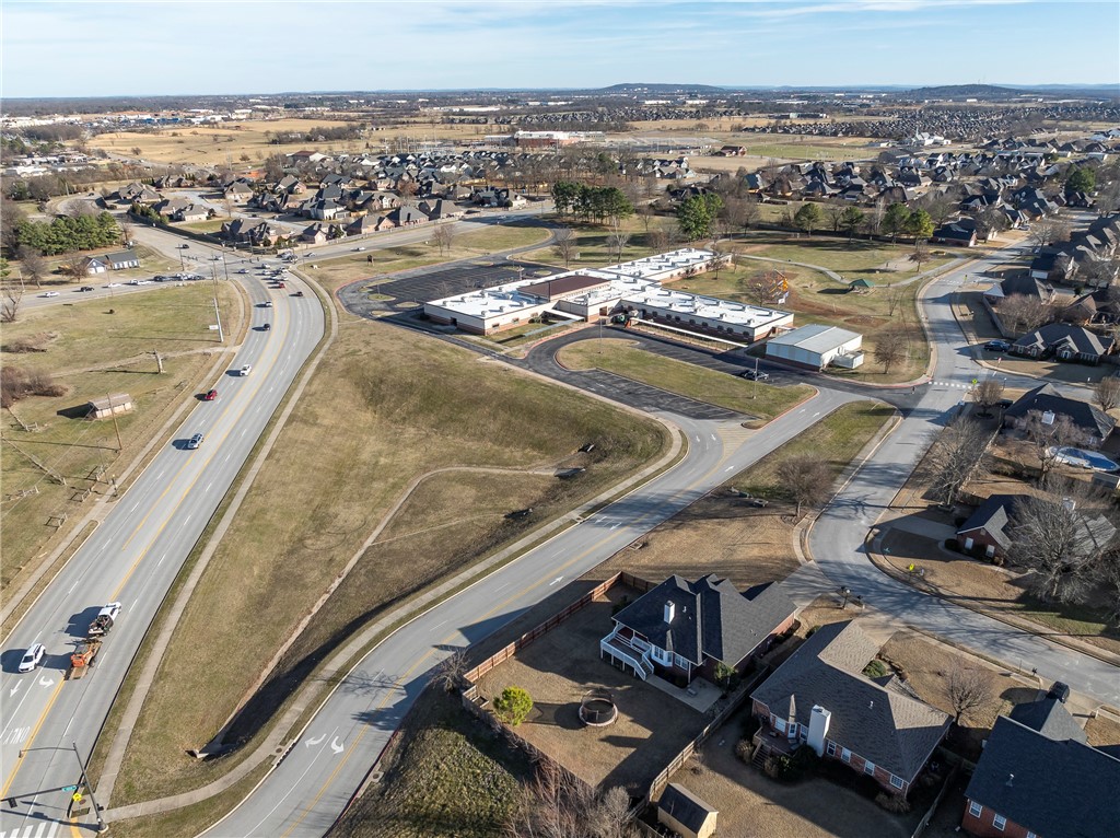 Ridgecrest Meadows Ph 1 Rogers - Residential