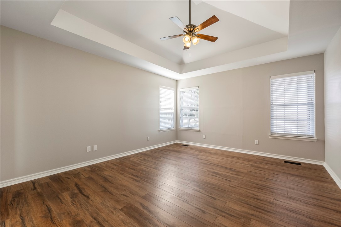 Ridgecrest Meadows Ph 1 Rogers - Residential