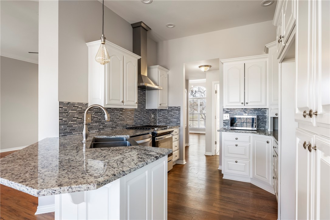 Ridgecrest Meadows Ph 1 Rogers - Residential