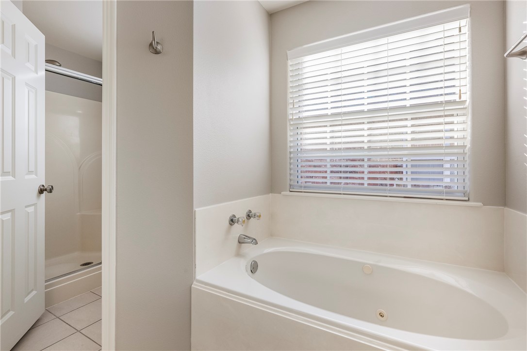 Ridgecrest Meadows Ph 1 Rogers - Residential