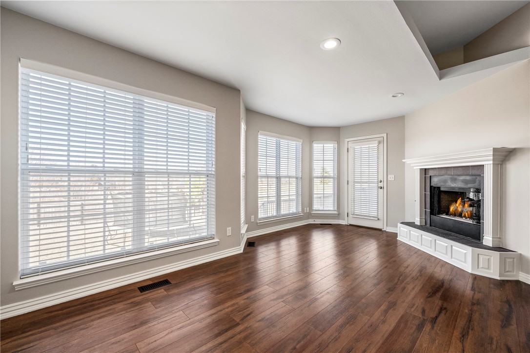 Ridgecrest Meadows Ph 1 Rogers - Residential