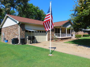 Really nice 3 bedroom, 2 bath house in quiet neighborhood. Large closets, vaulted ceiling, large bathrooms, and fenced backyard. Home has a new roof and CH & A unit in 2012. Beautiful rock on house. Also has a gas fireplace.