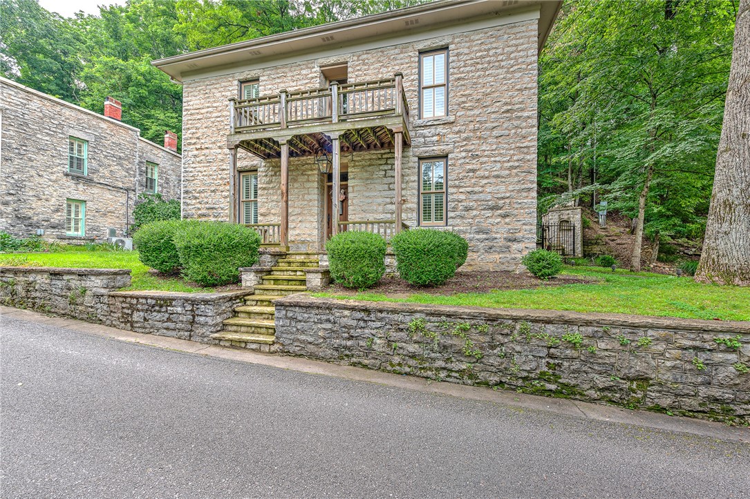 Riley & Armstrong - Residential
