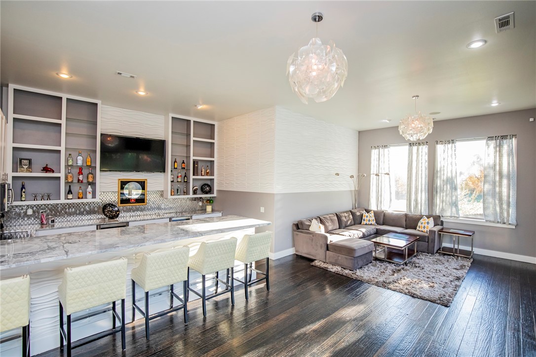 Tuscan Heights - Residential