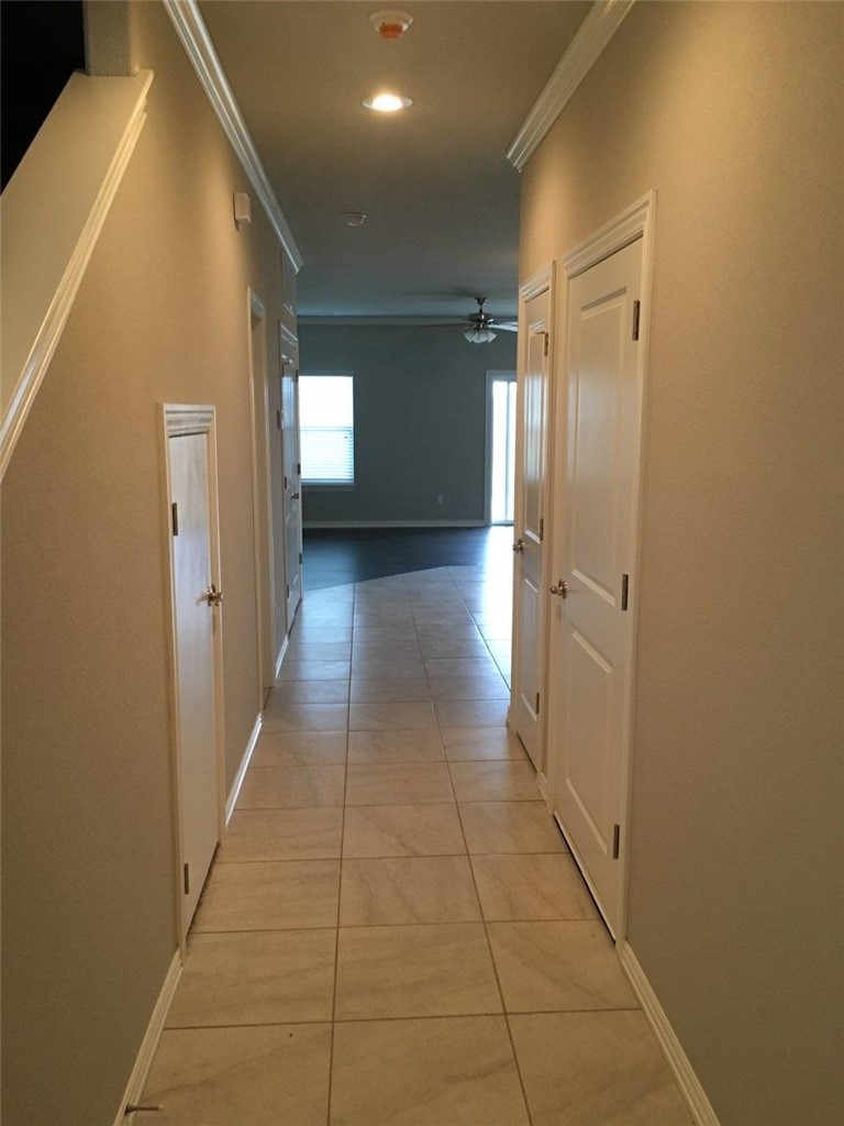 SHADOWBROOKE AT THE PEAKS HORIZ PROP REG - Residential Lease