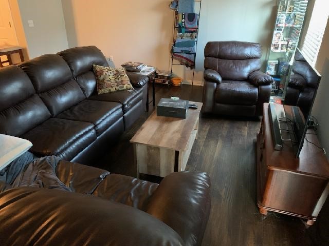 SHADOWBROOKE AT THE PEAKS HORIZ PROP REG - Residential Lease