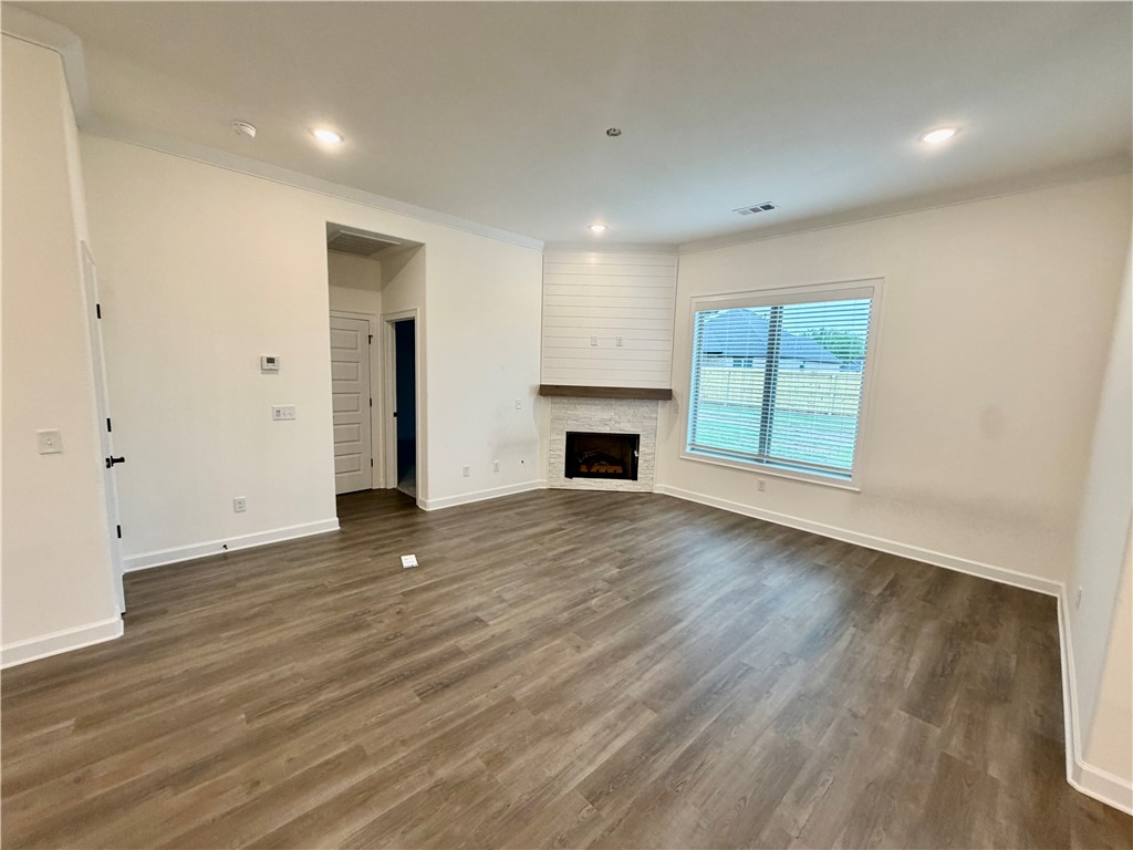 Yorktown 2 - Residential