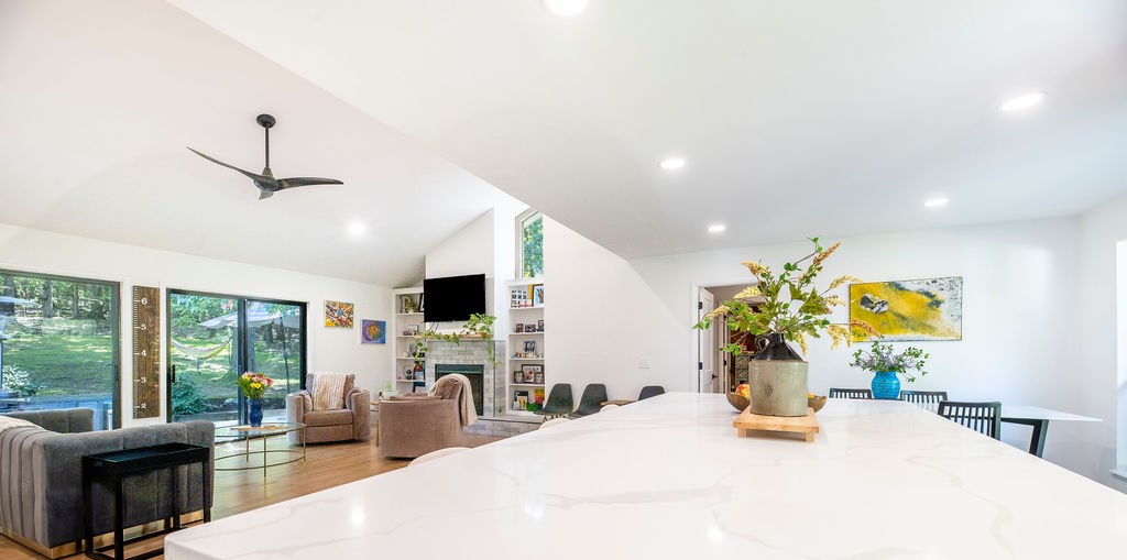 12-16-30 FAYETTEVILLE OUTLOTS - Residential