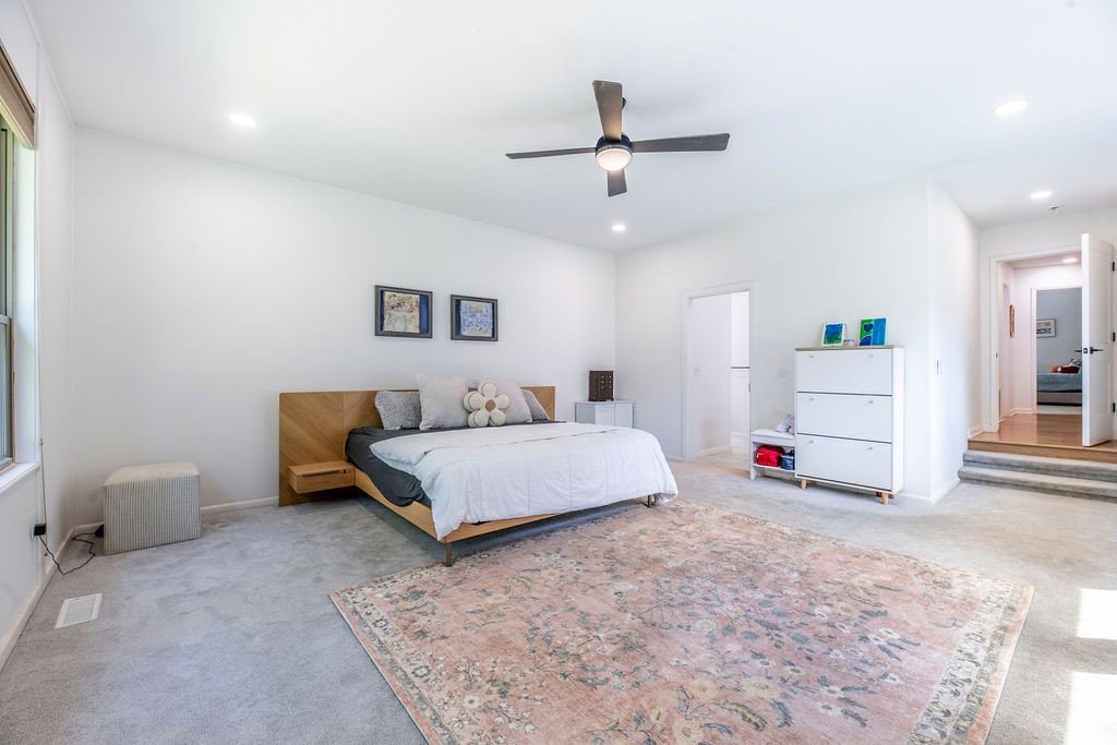 12-16-30 FAYETTEVILLE OUTLOTS - Residential