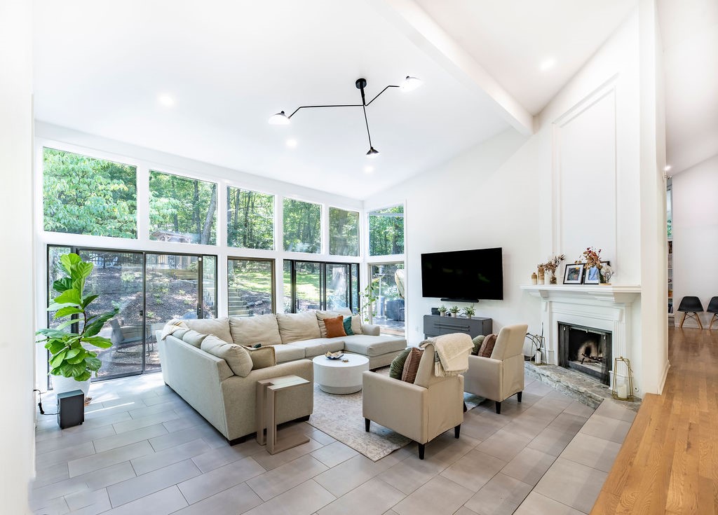 12-16-30 FAYETTEVILLE OUTLOTS - Residential