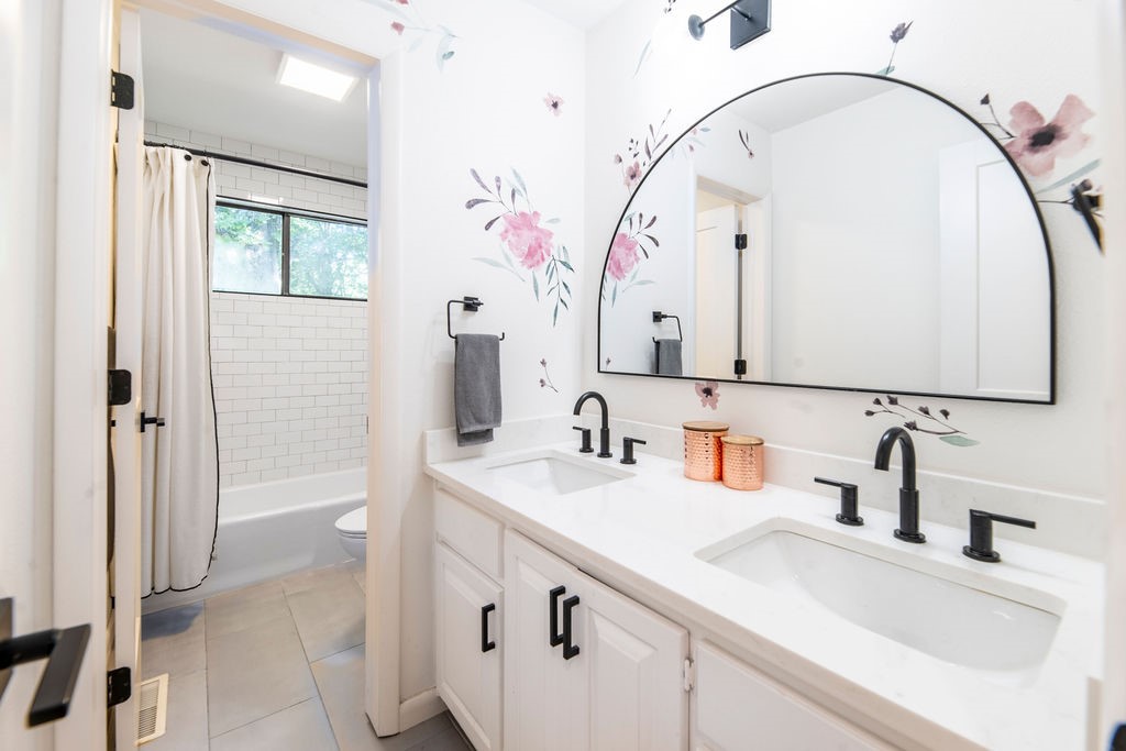 12-16-30 FAYETTEVILLE OUTLOTS - Residential