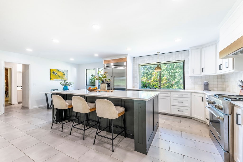 12-16-30 FAYETTEVILLE OUTLOTS - Residential