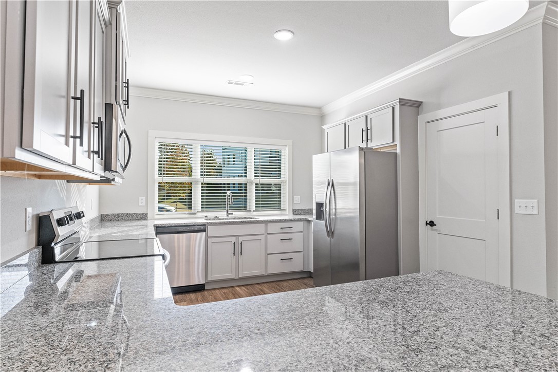 Hawthorne Heights - Residential Lease