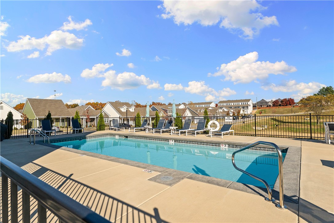 Hawthorne Heights - Residential Lease