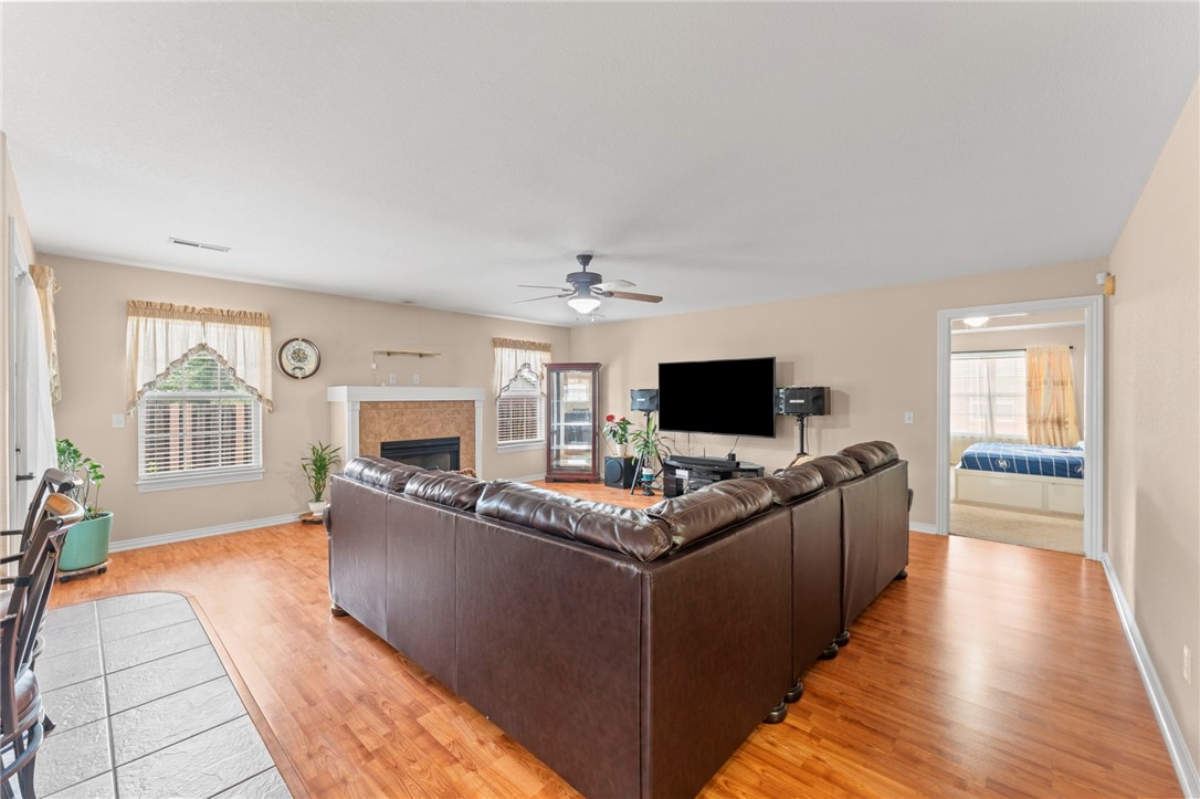 Carriage Square Sub Bentonville - Residential