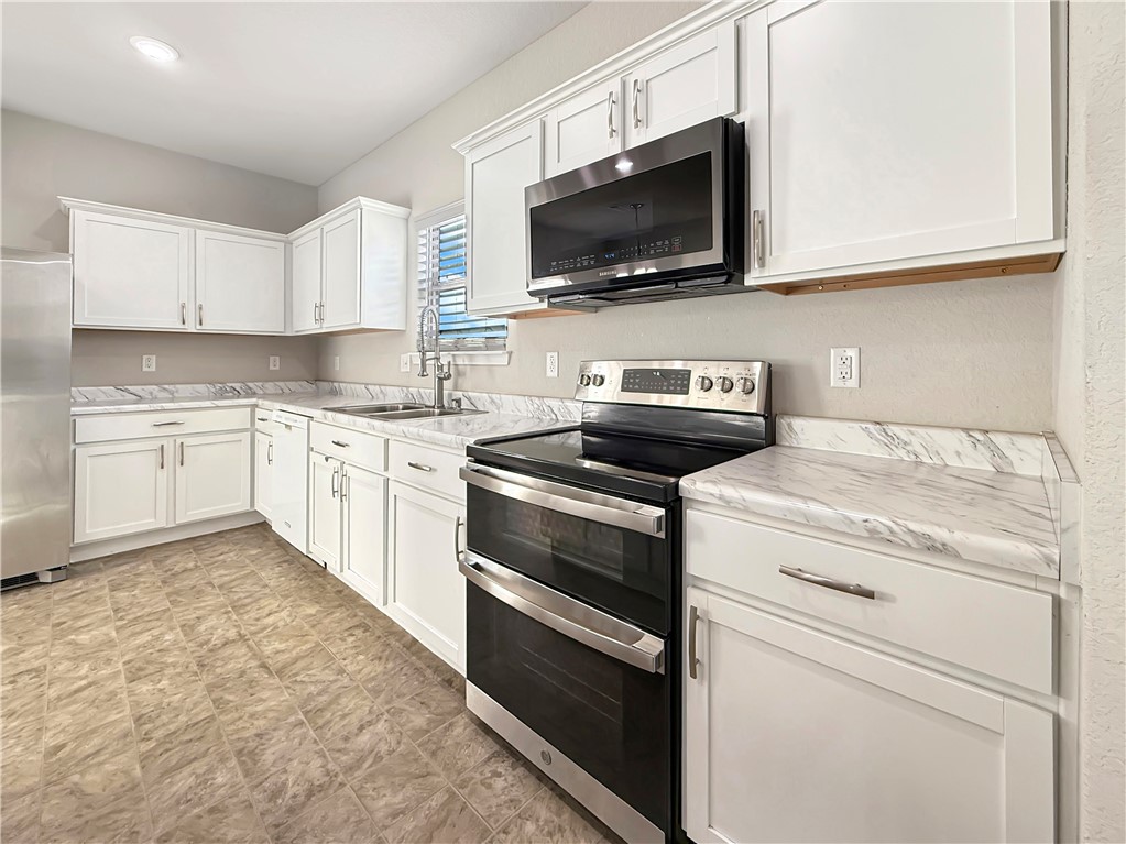 Lakewood 5 - Residential