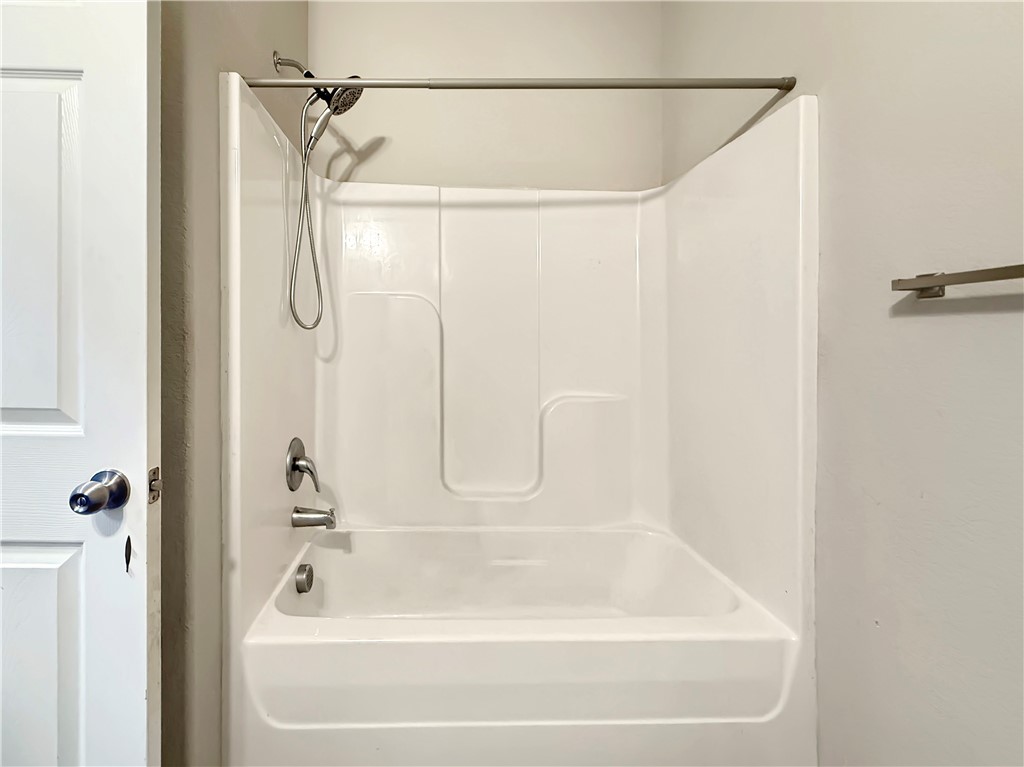 Lakewood 5 - Residential