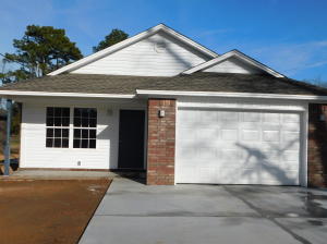 Adorable new construction with granite counters and luxury plank flooring! Stainless appliances make the open kitchen look high end and you'll love the amount of space in this home. Hurry, you'll want to see it today!