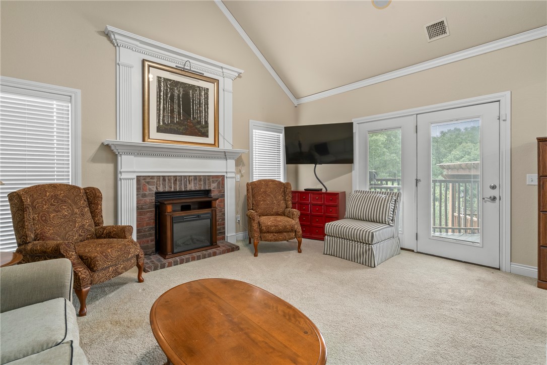 Maloree Woods Add Siloam Spgs - Residential