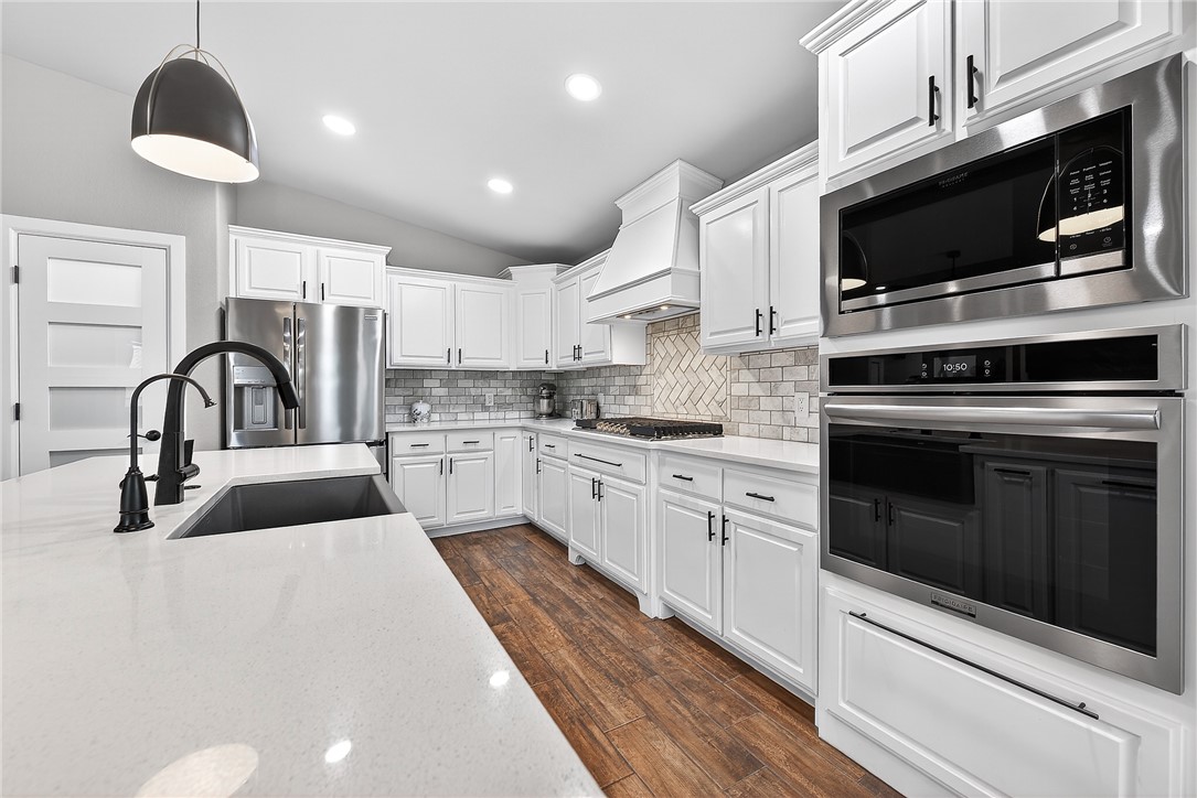 Elkhorn Ridge Sub Ph Iv Pea Ridge - Residential