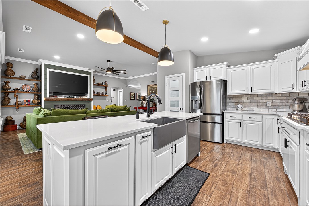 Elkhorn Ridge Sub Ph Iv Pea Ridge - Residential