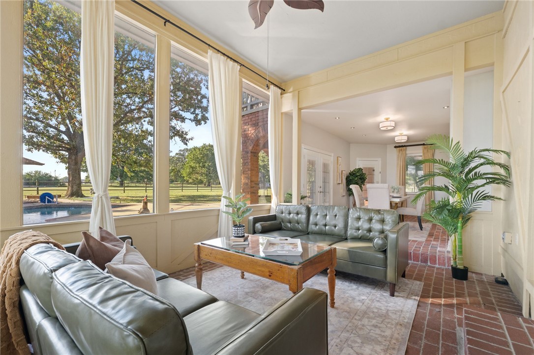 28-20-31 Centerton - Residential