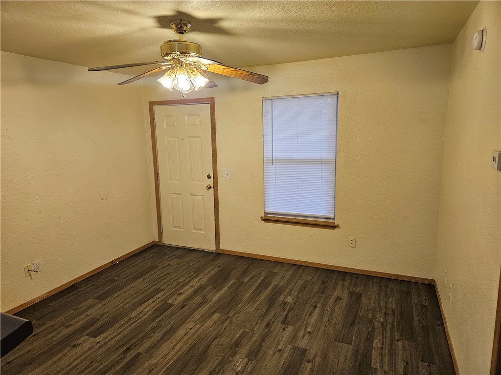 WOMACKS ADD-CENTERTON - Residential Lease