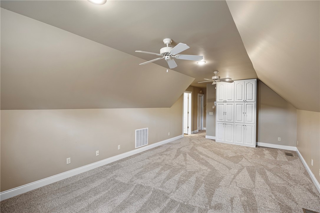 14RU RUSSELLVILLE CITY - Residential