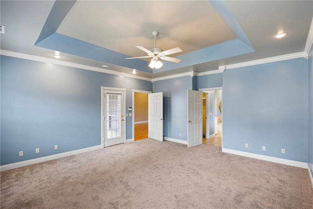 14RU RUSSELLVILLE CITY - Residential