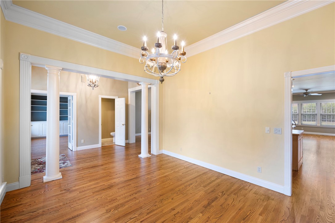 14RU RUSSELLVILLE CITY - Residential