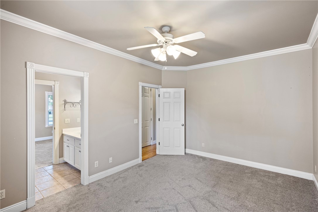 14RU RUSSELLVILLE CITY - Residential