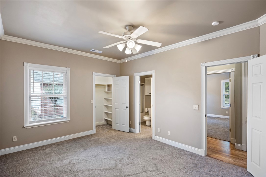 14RU RUSSELLVILLE CITY - Residential