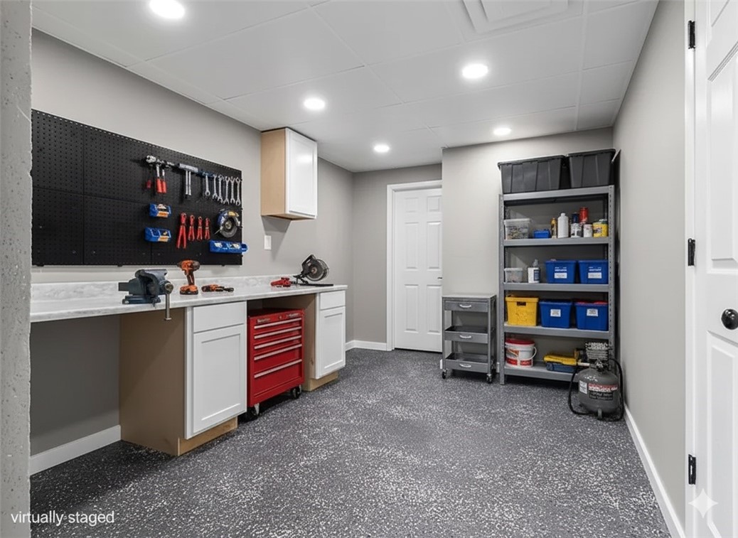 Townhouse Tct 3 A/K/A Drake Court Bvv - Residential