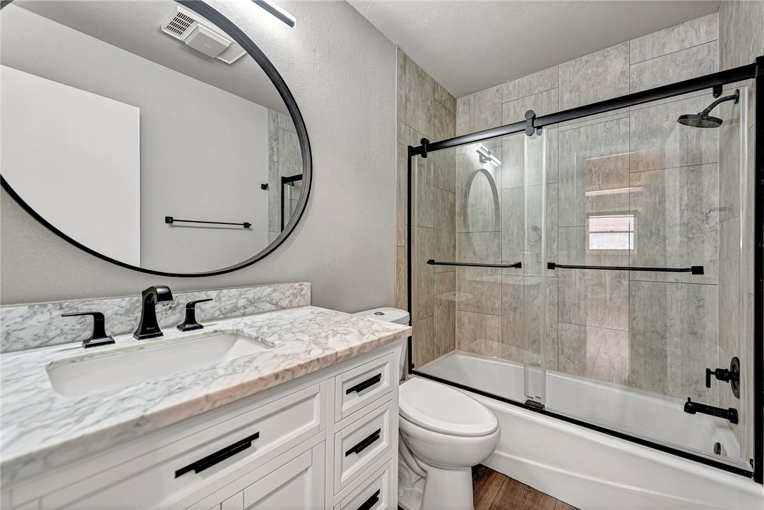 Townhouse Tct 3 A/K/A Drake Court Bvv - Residential