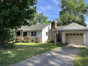 3 Bedroom Home with a large shop on 1 acre. Large, fenced backyard.This home could be used as an income producing rental property or with a little TLC it could be a very nice family home!