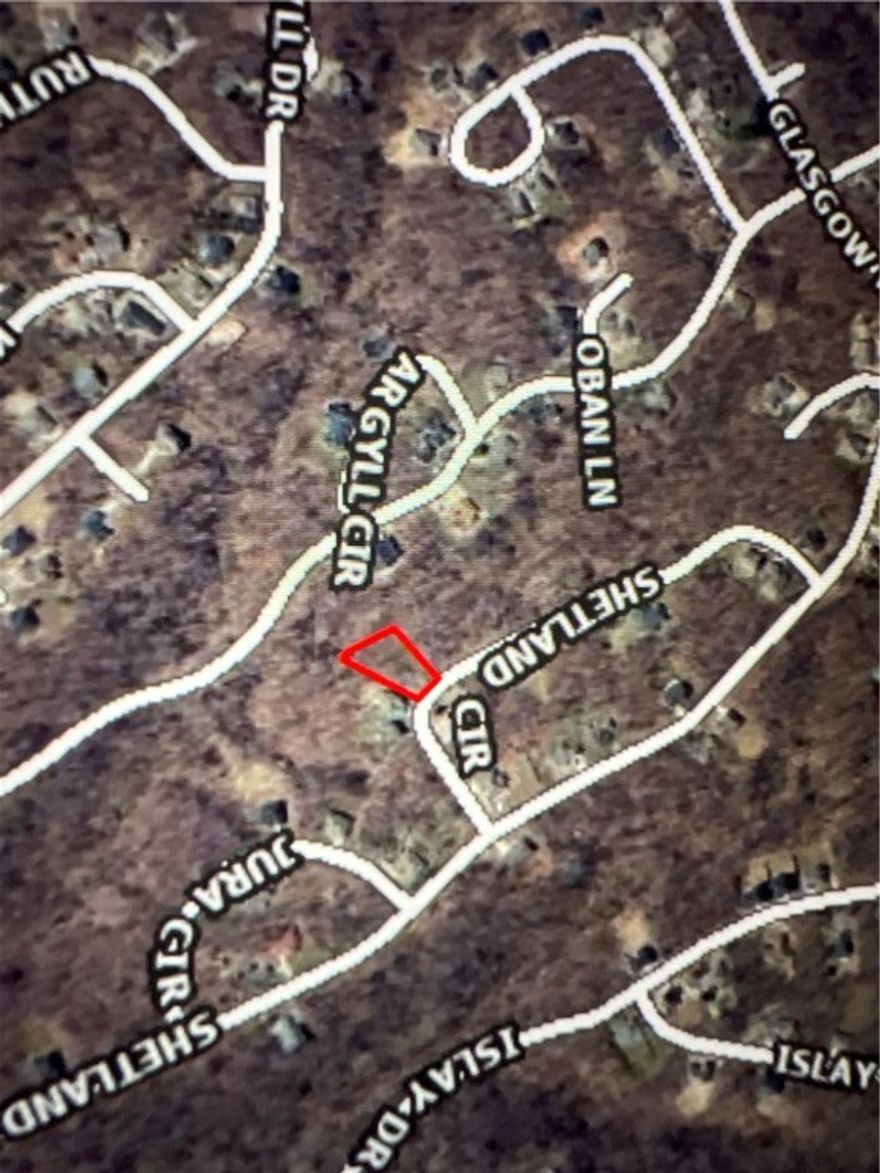 1 Mile from Highland Golf and Country Club! 1 Mile from Branchwood Golf and Rec Center!  and 1 mile from Lake Loch Lomond!  This .40 acres lot has it all and its in Amenity-Rich Highlands.  This is what Bella Vista is all about, Outdoor Resort & Recreation Living. Discover your slice of Ozark paradise in beautiful Bella Vista, Arkansas!
This lot offers the perfect balance of peaceful natural surroundings and modern community amenities. Nestled among rolling hills, crystal-clear lakes, and mature trees, this property is ready for your dream home or investment build. Whether you’re looking for a quiet retreat, a vacation getaway, or your dream home in the Ozark Mountains with Big-City Access less than 10 miles away, this is your lot.  Benton County is the Mountain Bike Capital of the World and all of NWA is connected by Trail, offering Concerts, Festivals, Dining, Shopping and much more!  Come join the party and relax with us in the Resort and Recreation City of Bella Vista!