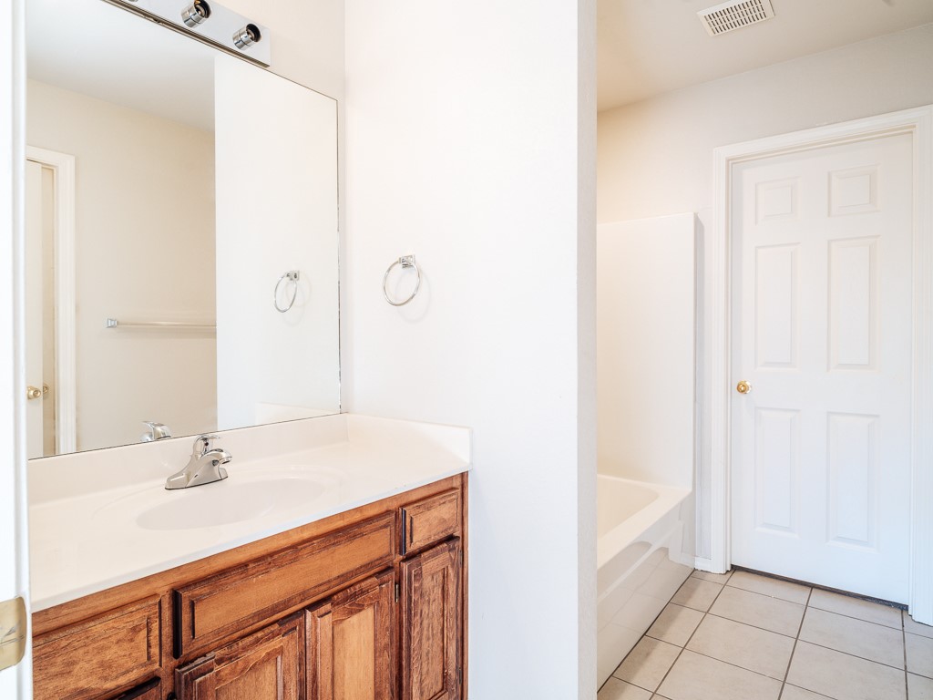 Riverwalk Farm Estate Ph I Bentonville - Residential Lease