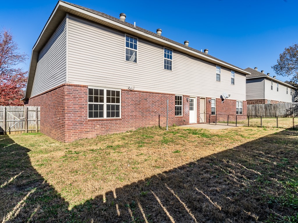 Riverwalk Farm Estate Ph I Bentonville - Residential Lease