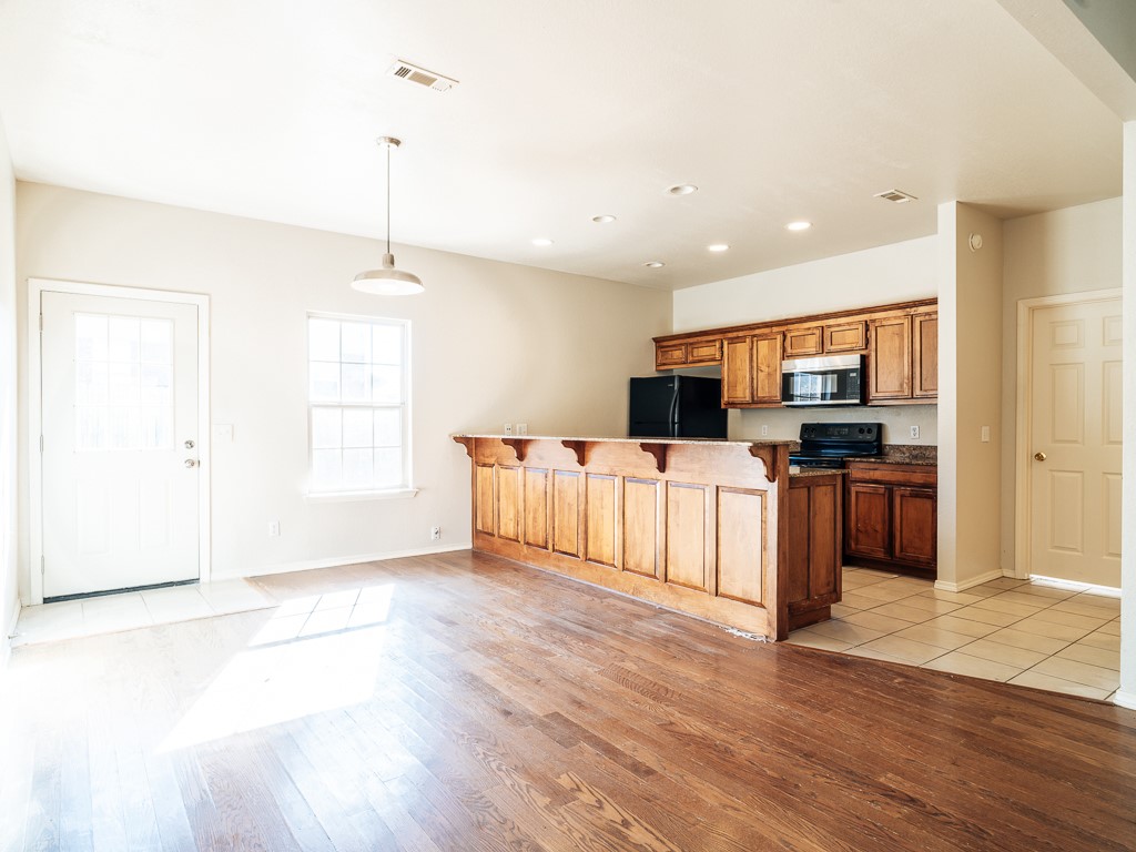 Riverwalk Farm Estate Ph I Bentonville - Residential Lease