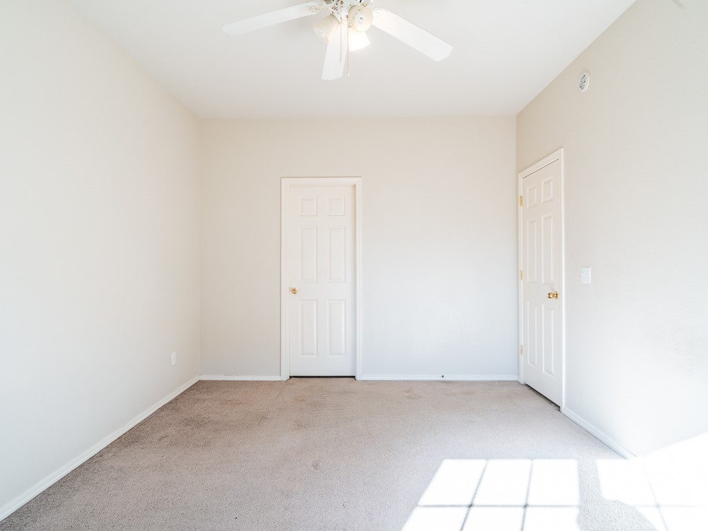 Riverwalk Farm Estate Ph I Bentonville - Residential Lease