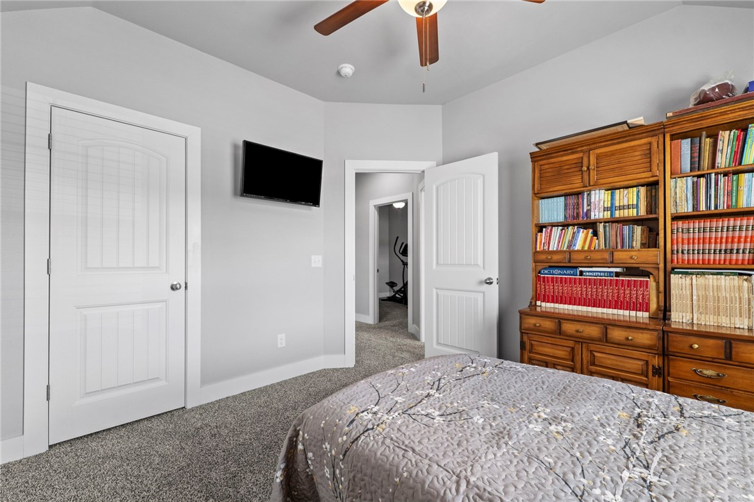 Hickory Meadows Sub Ph 2 - Residential