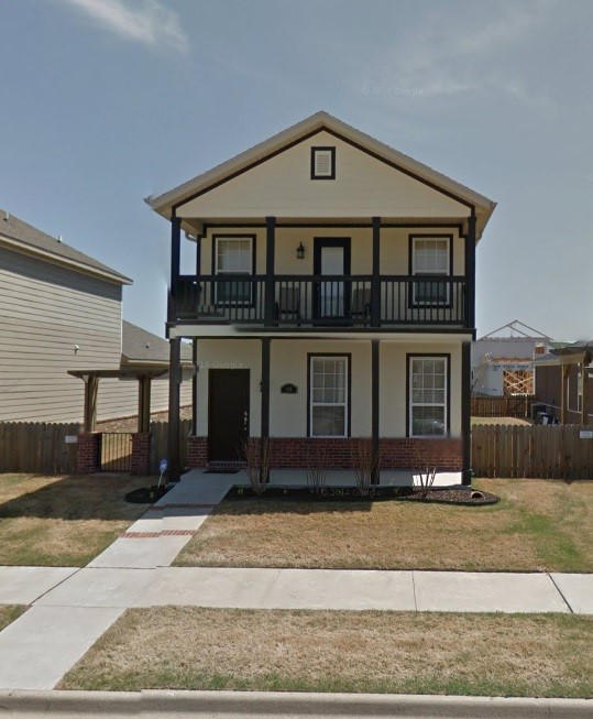 Nice row house conveniently located to everything. Home features 3 bedrooms, 2.5 baths, gas log fireplace in living area, granite counter tops, big kitchen, all appliances, nice front porch & cozy side patios. Perfect for entertaining. New carpet and new paint throughout.
