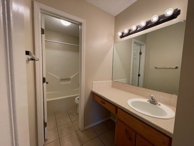 HILLCREST ADD REVISED-ROGERS - Residential Lease